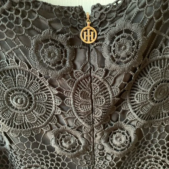 NWT Tommy Hilfiger Holidays Black Embroidered Lace Scalloped Shift Dress size 2 - Picture 7 of 11